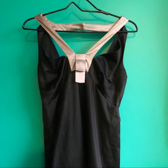 Reiss Dresses & Skirts - Reiss silk and cotton sleeveless pencil dress